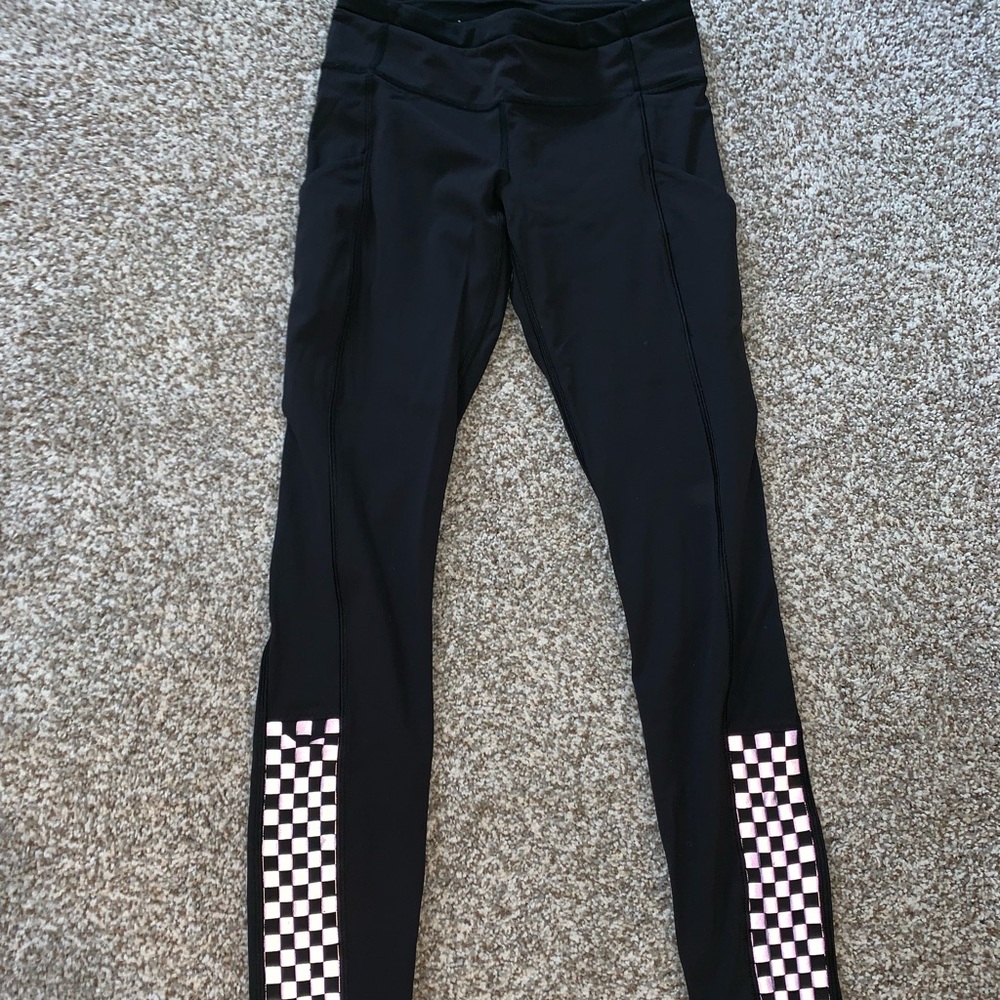Black lululemon reflective running rights size 4